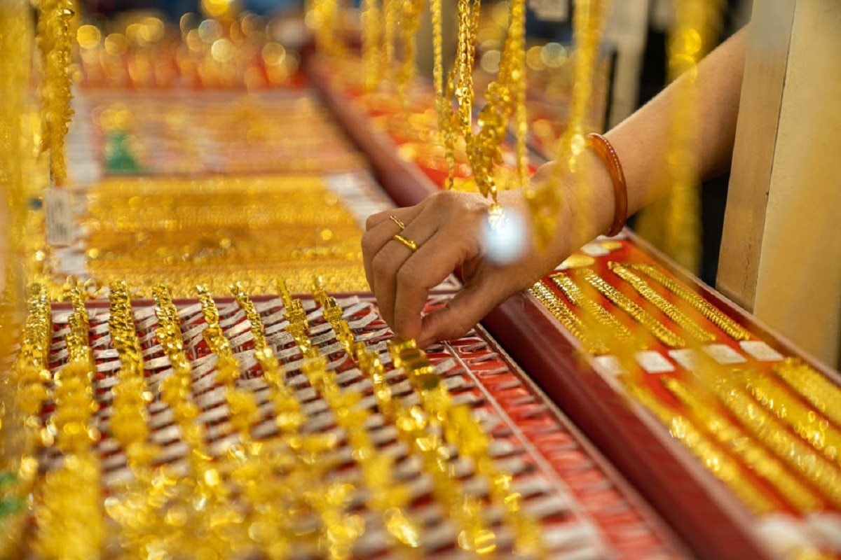 Có nên mua vàng vào thời điểm này không?