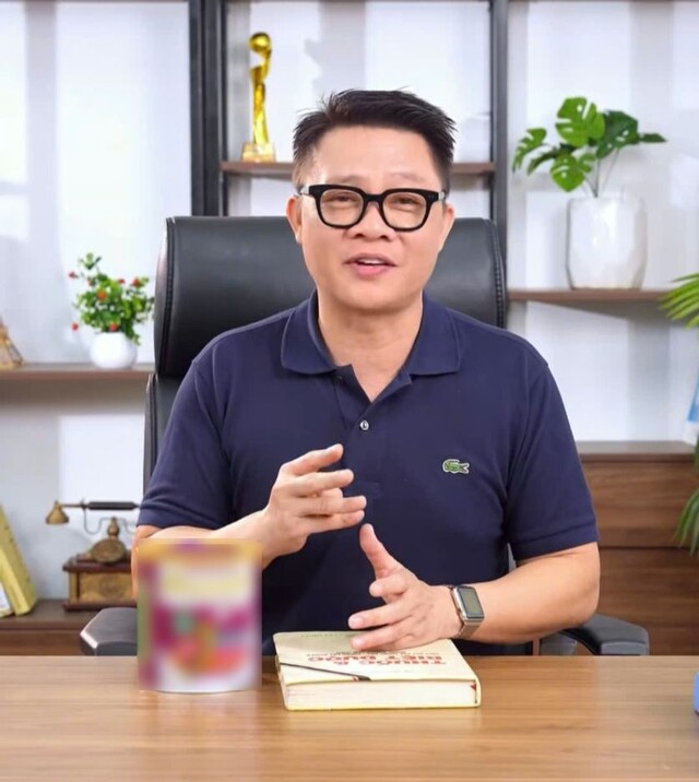 BTV Quang Minh thậm chí còn tham gia quảng cáo cho nhiều dòng sữa bột khác nhau dành cho trẻ nhỏ cũng như bệnh nhân tiểu đường BTV Quang Minh thậm chí còn tham gia quảng cáo cho nhiều dòng sữa bột khác nhau dành cho trẻ nhỏ cũng như bệnh nhân tiểu đường