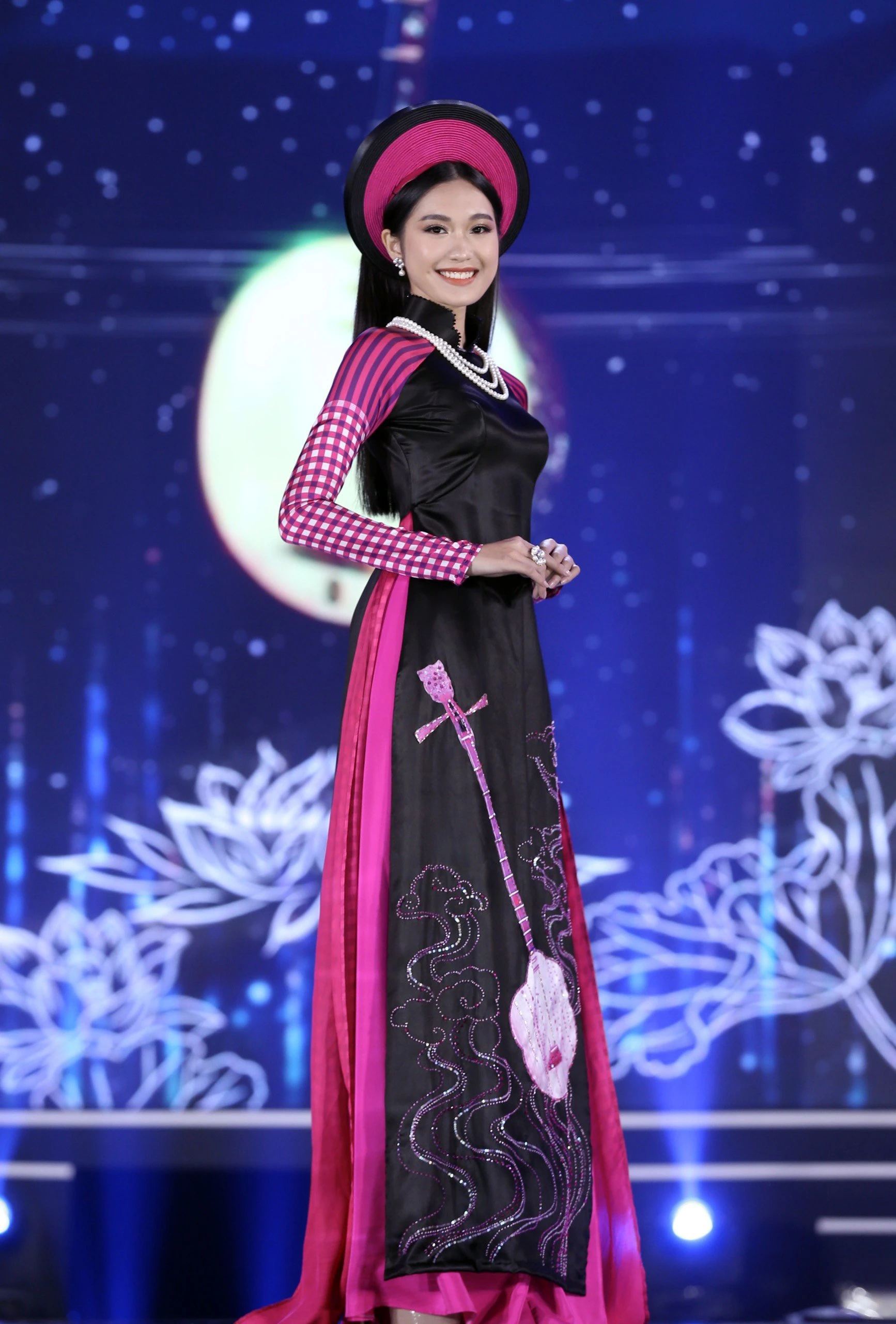 Hồ Sơ Hot Girl Doãn Hải My – Nhan Sắc, Tài Năng Và Trí Tuệ Tỏa Sáng Hồ Sơ Hot Girl Doãn Hải My – Nhan Sắc, Tài Năng Và Trí Tuệ Tỏa Sáng