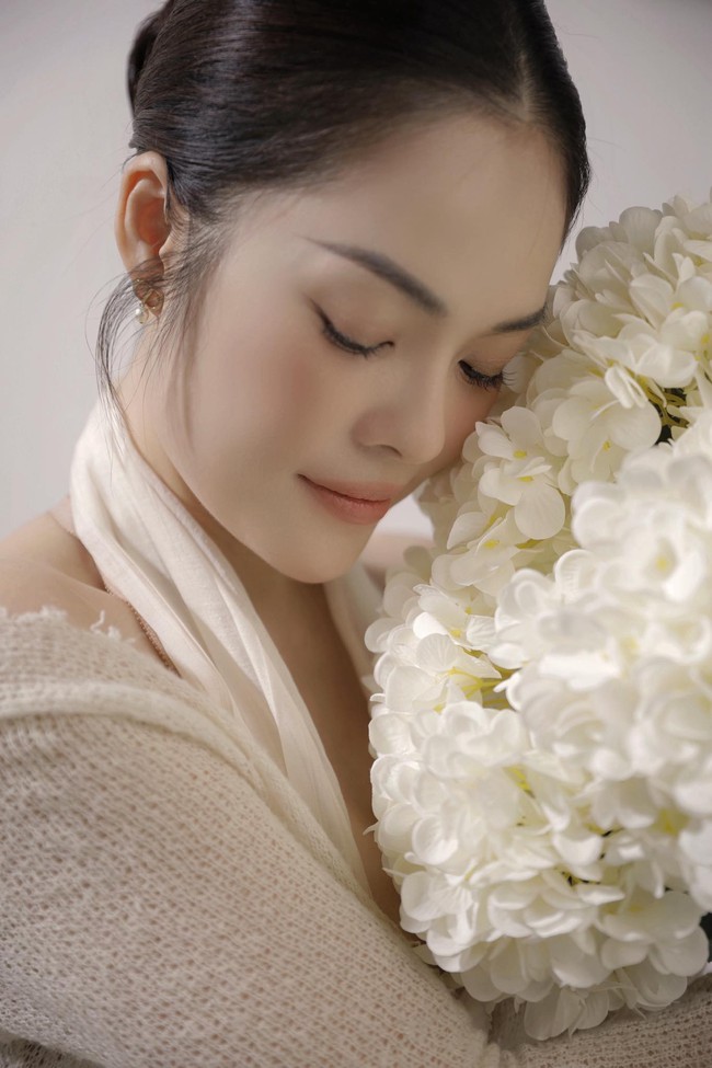 Dương Cẩm Lynh từng đoạt danh hiệu Á hậu Điện ảnh năm 1999 Dương Cẩm Lynh từng đoạt danh hiệu Á hậu Điện ảnh năm 1999